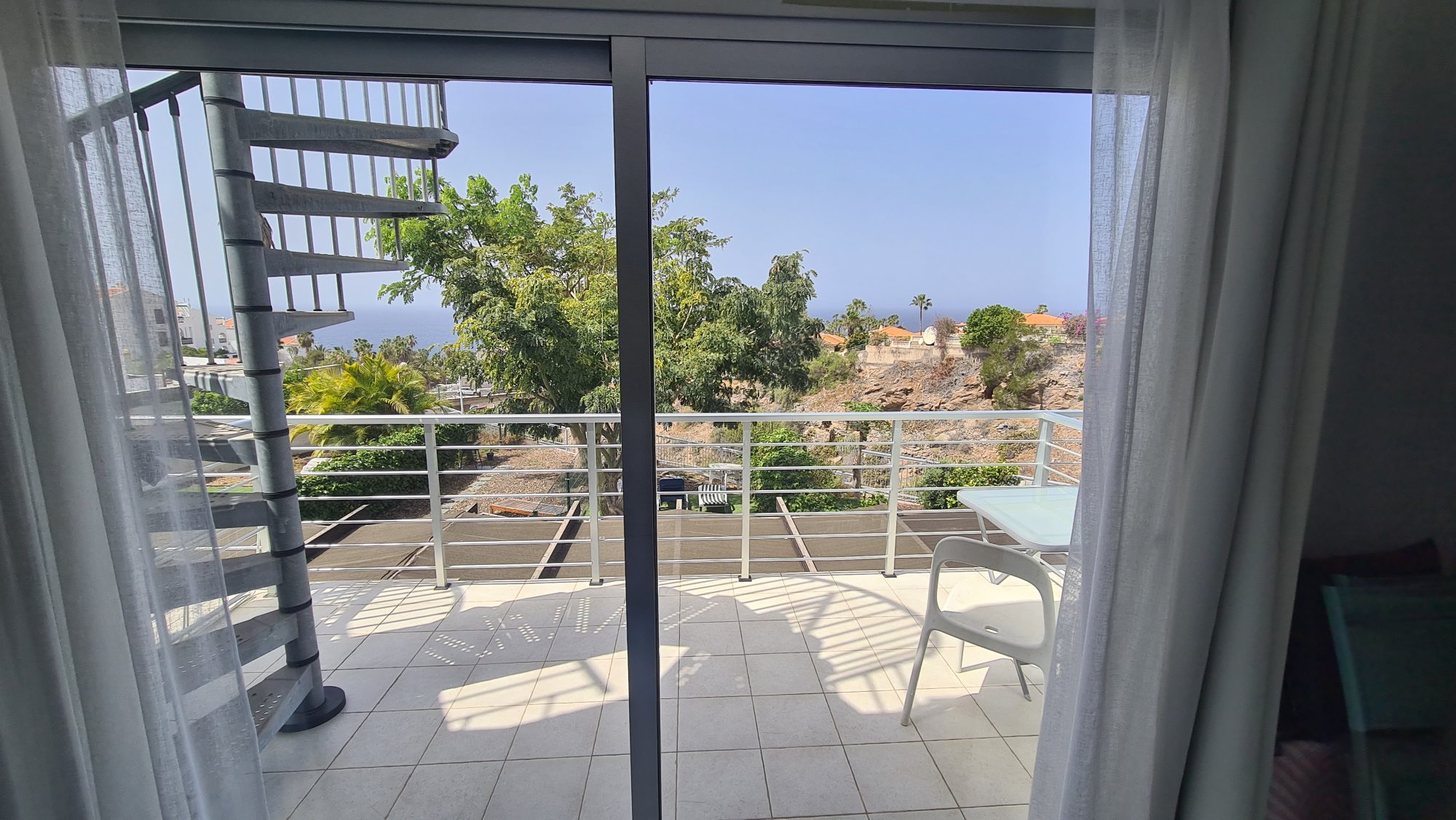 Balkon mit Meerblick